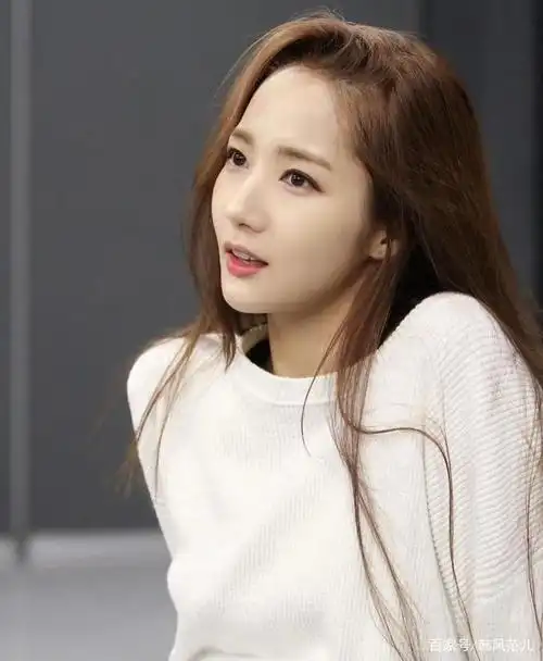 朴敏英的健身运动照,欧尼的身材真的好到令人羡慕,太完美啦