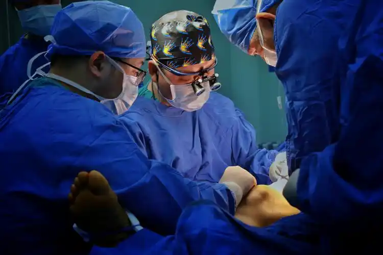 宁波唯一宁波市第六医院手显微外科团队首获中华医学会分会副主委