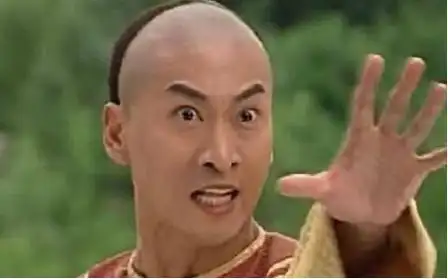 还珠表情包中最有名的最经典的莫过于尔康的表情包,大鼻孔的心机boy