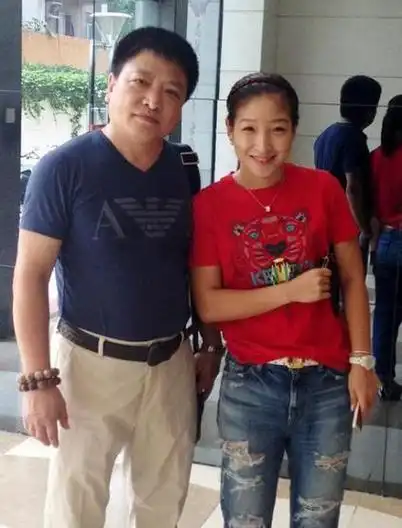 "乒乓冠军"刘诗雯:辛酸成功路背后,有父母的坚持和泪水-阿皮网