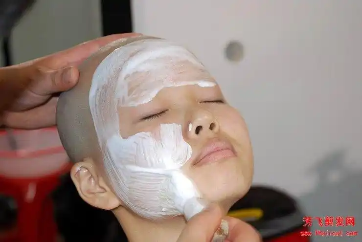 小诗妹妹去剪发(43) 光头_中国长发