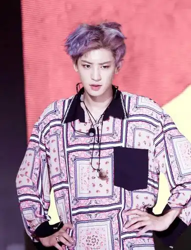 考古丨不完整收集朴灿烈的各种发色(多图