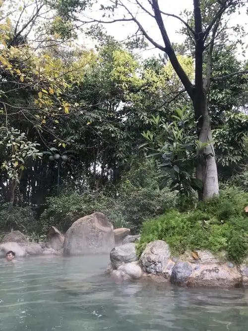 弥勒湖泉半山温泉好玩吗,弥勒湖泉半山温泉景点怎么样_点评_评价【携