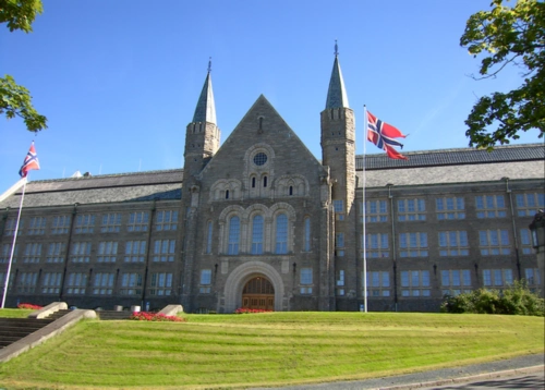 4,特罗姆瑟大学