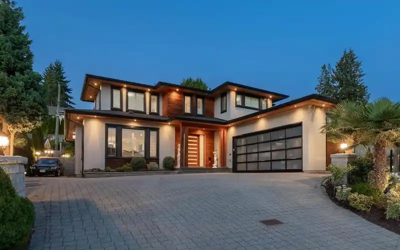 在加拿大北温哥华的一座豪华现代别墅|4168 highland blvd, north