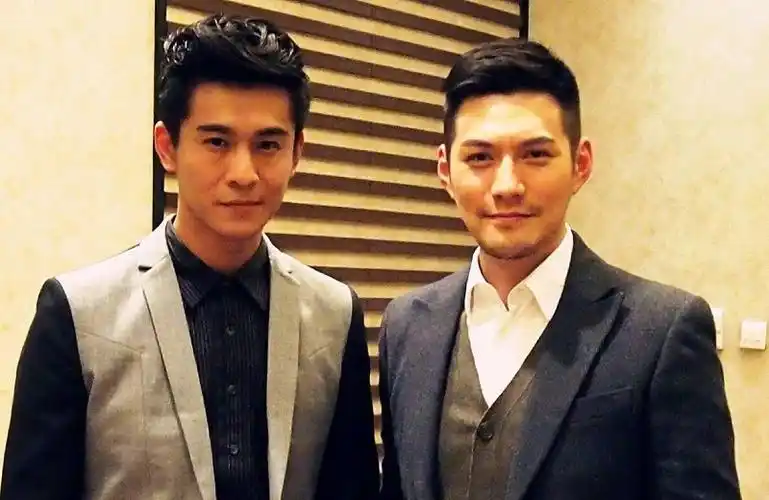 活久见!严屹宽乔振宇多年之后再同框,天涯四美风采不减当年