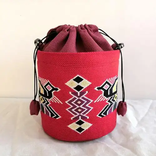 乖幺妹土家族织锦西兰卡普手工水桶包圆柱形斜挎包四季民族风小包