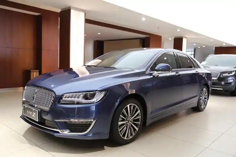 国产奥迪a4l只是前菜,林肯mkz以超高性价剑指豪华中型车头把交椅