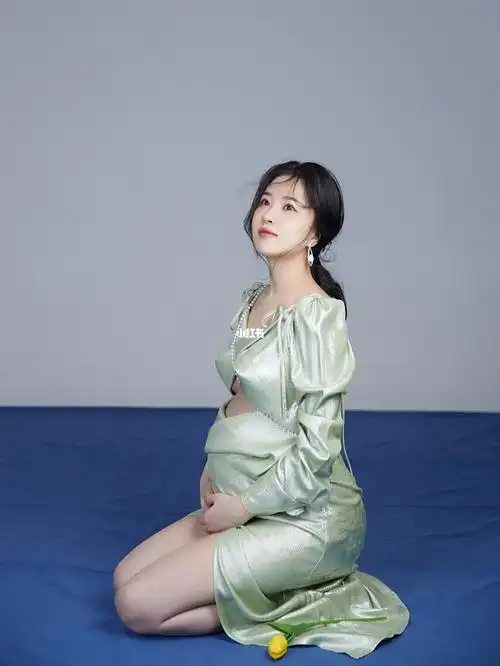 厦门孕照98高级撞色系搭配,神秘的郁丽美93_孕妇照_写真_穿搭_gfg