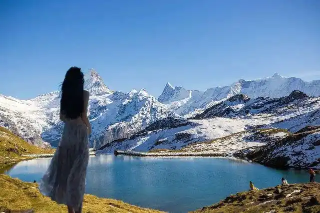 ps|将人像快速融入背景