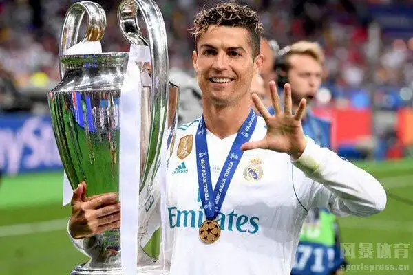 c罗最好看的就是泡面头