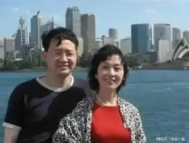 1986年,"上海流氓案"轰动全国|龚雪|谢晋|张铁林|李秀明|阮玲玉|上海