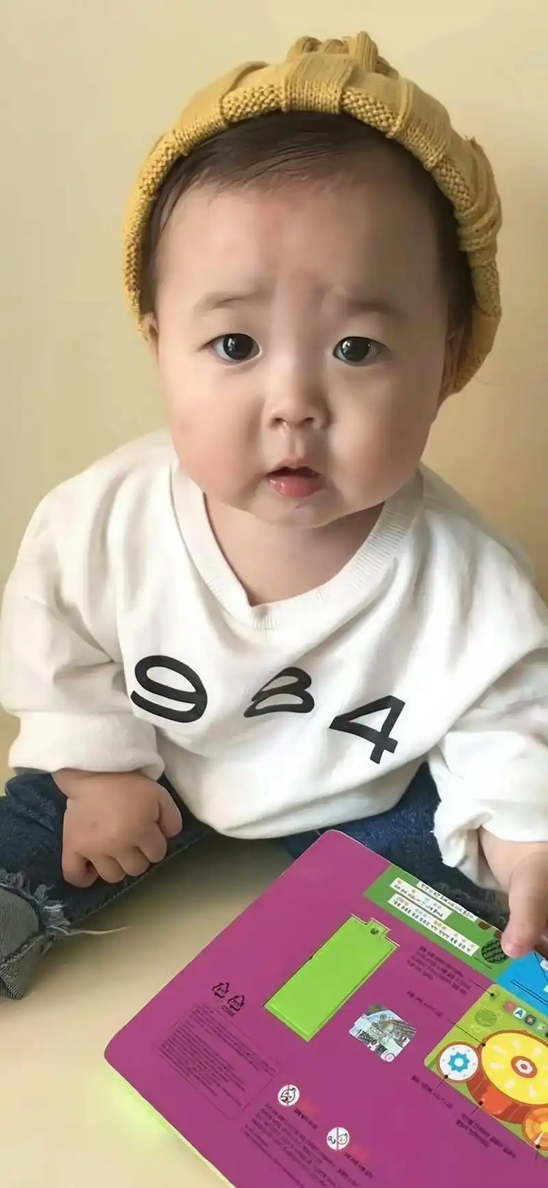 快叫你的朋友来领取哈温手机高清壁纸吧#黄夏温 - 抖音