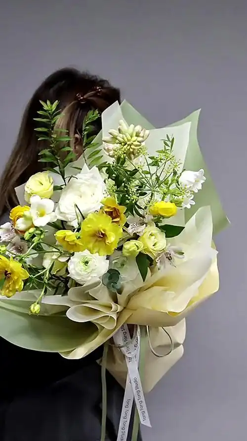 清新感十足的浪漫花束