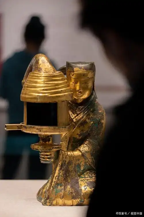 长信宫灯是唐代下半期的一种古代灯具,是中国古代传统工艺中的珍品之