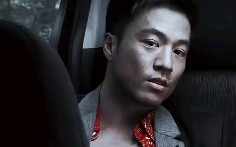 出来混还讲不讲江湖规矩了,我的规矩就是规矩" "特殊身份 "安志杰 "