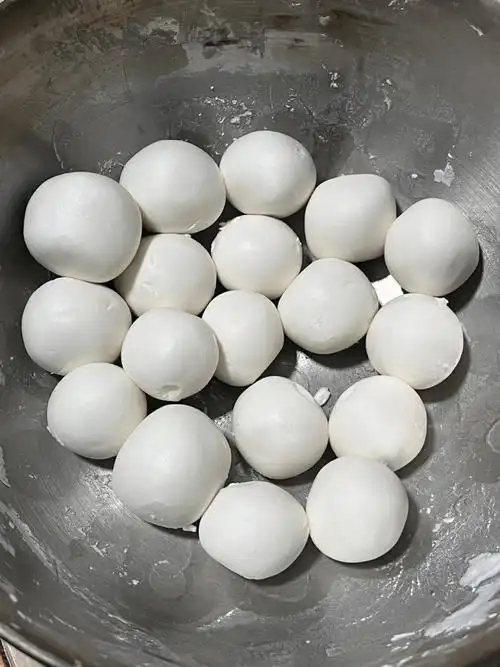 糯食者狂欢05超简单红糖糯米圆子