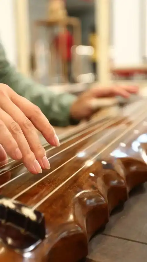 有什么适合做壁纸的古琴美图