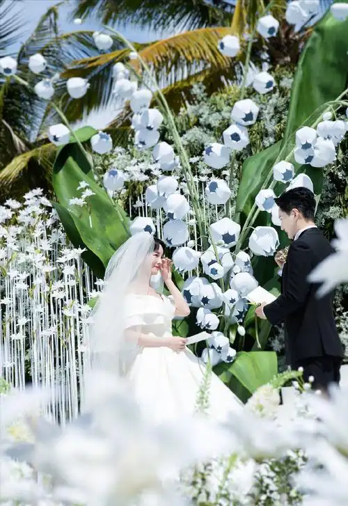 张檬金恩圣举办婚礼,蔡少芬评论送祝福,张远称因档期而无法参加