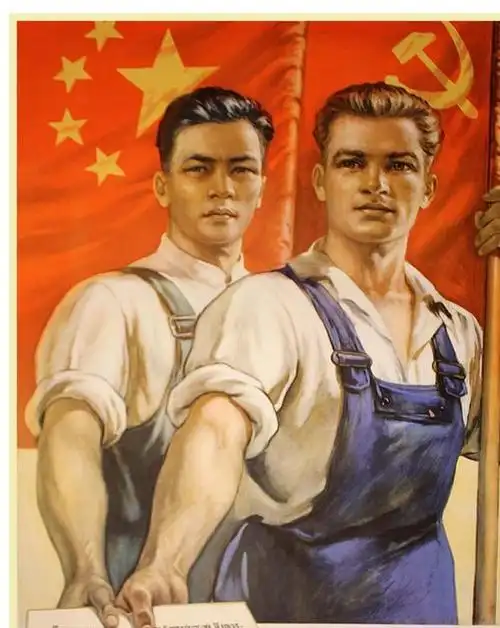 不得不佩服当时的海报设计者的绘画水平还是非常高的.