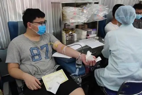 657人18万毫升!我校师生无偿献血助力战疫