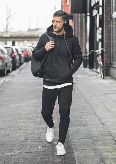 男生卫衣怎么搭配秋冬季卫衣推荐