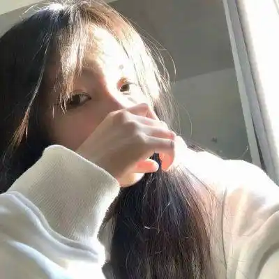 清新淡雅气质女生头像 活着不仅需要氧气_相关_整理_标题