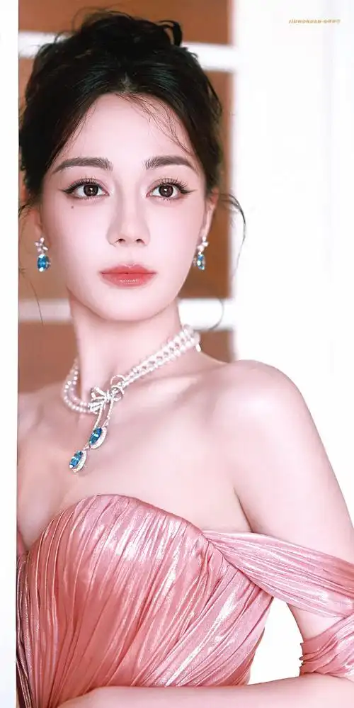 迪丽热巴流光粉高定