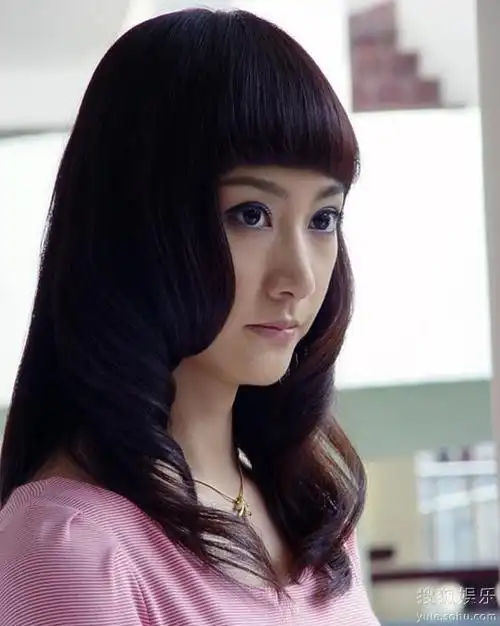 王杨美子 饰 许美琴