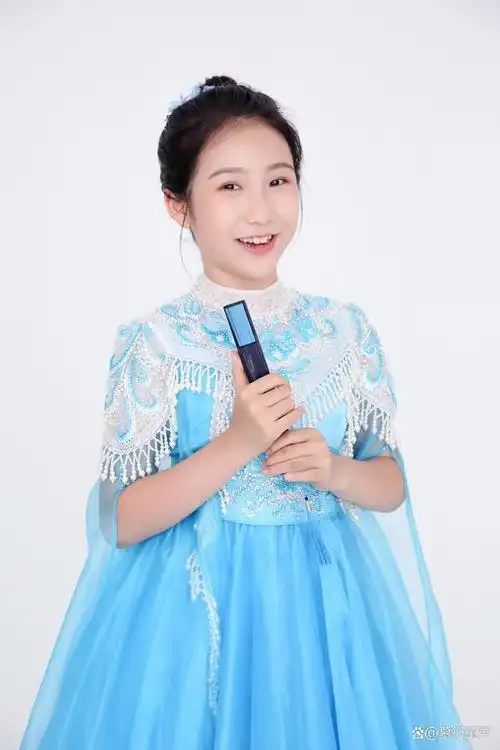 童星歌手顾凌宇演唱慕衍童声新专辑示范歌曲《清泉石上流》