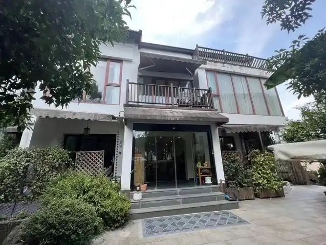 杭州西湖独栋350平米36万一年