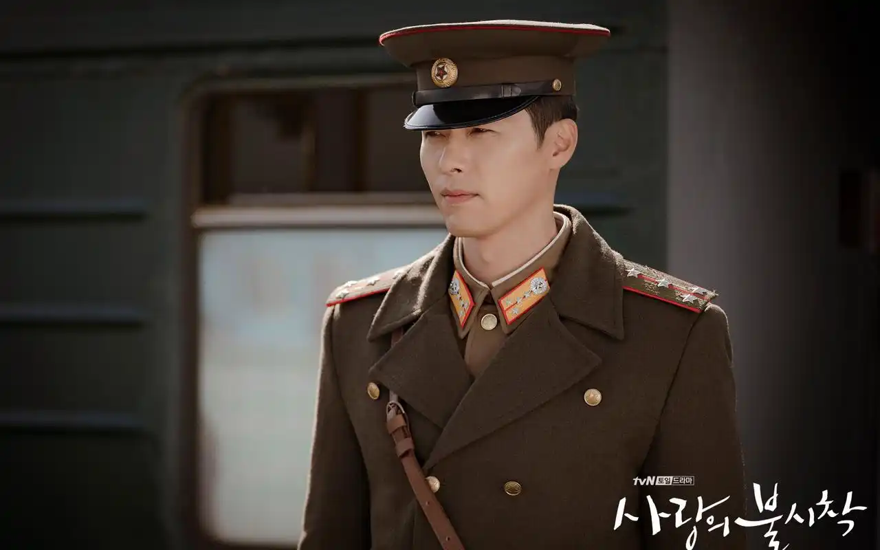 玄彬《爱的迫降》剧照图片壁纸