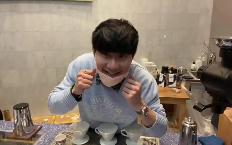 【jjlive】20201223 林俊杰直播 咖啡店长瓜的手冲秀!