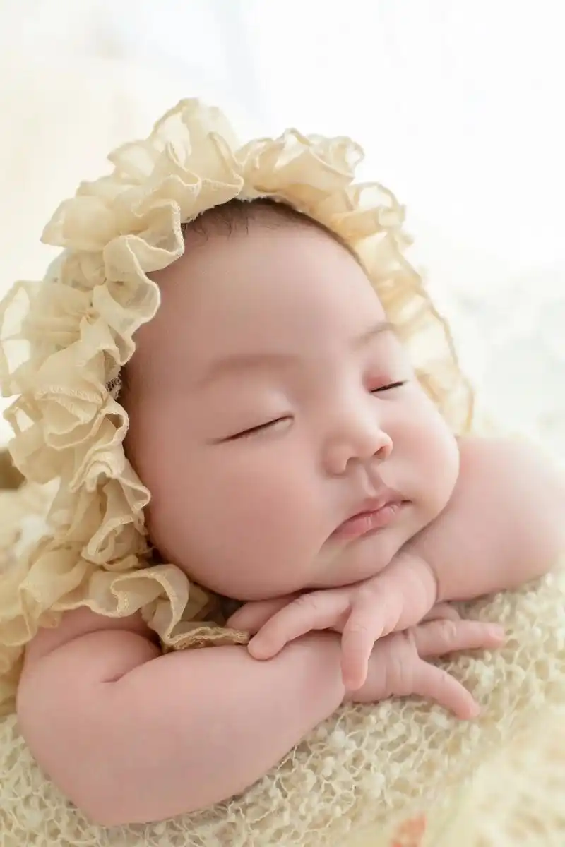 满月照 #记录你的点点滴滴 小ππ的第一套写真 - 抖音