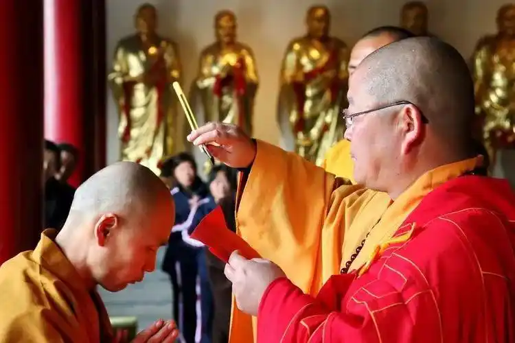 实拍渭南大觉寺你没见过的剃度法会