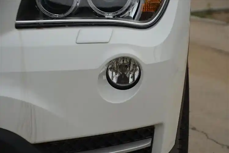 【宝马x12014款xdrive20i x设计套装雾灯汽车图片-汽车图片大全】