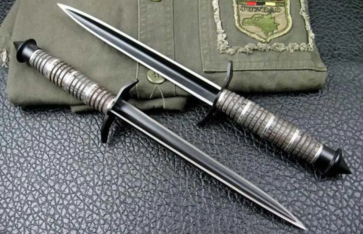 老兵用血的教训告诉你:为何刺刀不能磨得太利?越锃亮死的越快