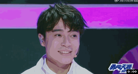 《明日之子》李宇春:赛道名字我非常不喜欢,吴青峰你要抢我人?