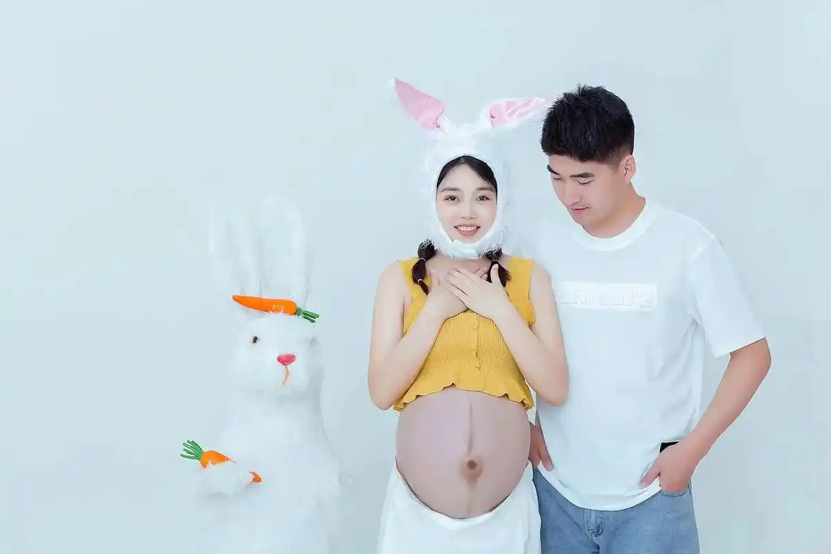 三胞胎30 6,属于自己的宝贝小分队.孕妇照的意义不在于几张 - 抖音