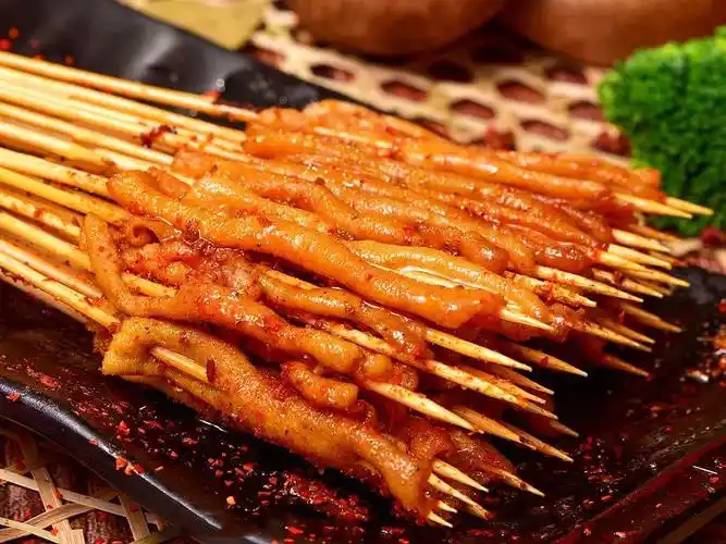 9元抢!奶茶潮牌店"黑露白霜"惊现新达城,低至6.8元抢!