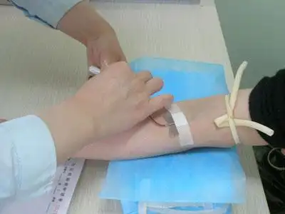 血,尿,便常规怎样验得准? 抽血在清晨最好