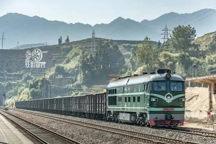 铁影|穿越丘陵的艰险路-漳泉铁路运转记_漳平_泉州_列车