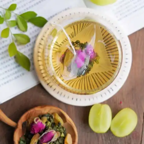 玫瑰乌龙茶古港食记葡萄水果玫瑰花花茶组合三角组合型花茶