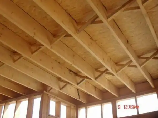 抗震安全性是木结构和钢结构超强优势,砸不死人的楼板.