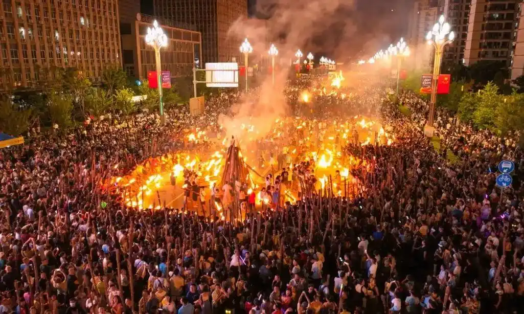 凉山彝族火把节 资料图