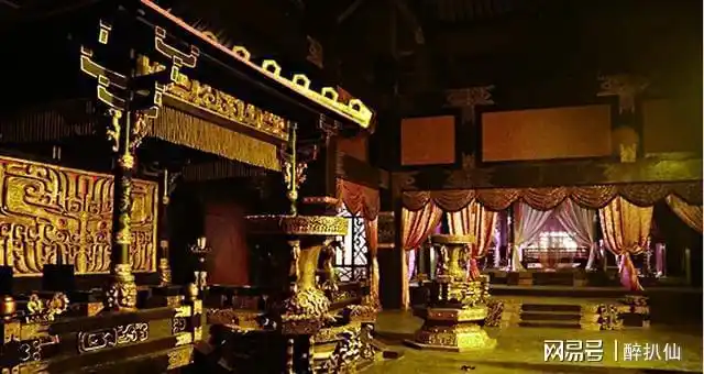 赢荡举鼎被压死的帝王看似荒唐秦国能一统天下多亏有他