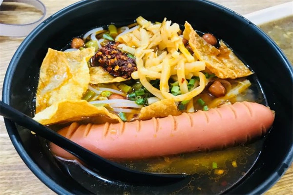 粉飞面舞螺蛳粉加盟