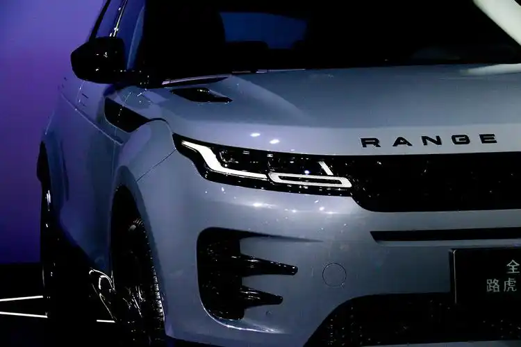 全新一代路虎揽胜极光东区上市发布会燃动杭州