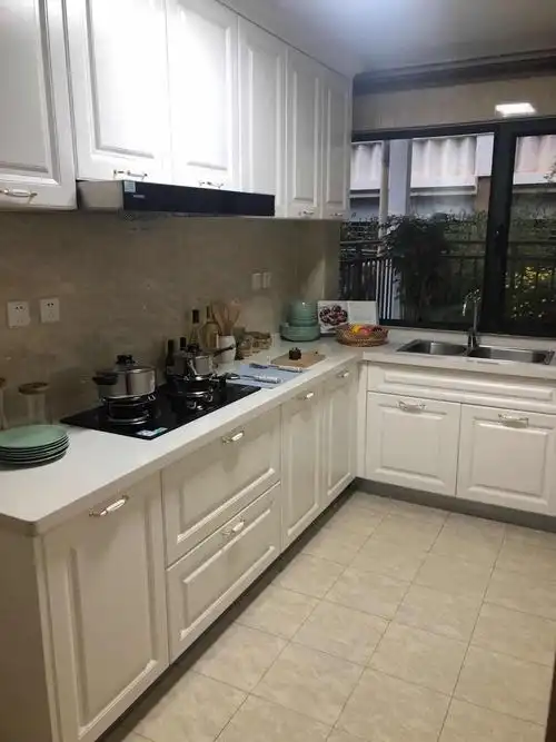 广电苑一号/震撼来袭/双地铁口/双学位/精装板房