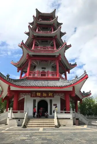 观海楼(高7层)每层楼都有不一样的寓意.